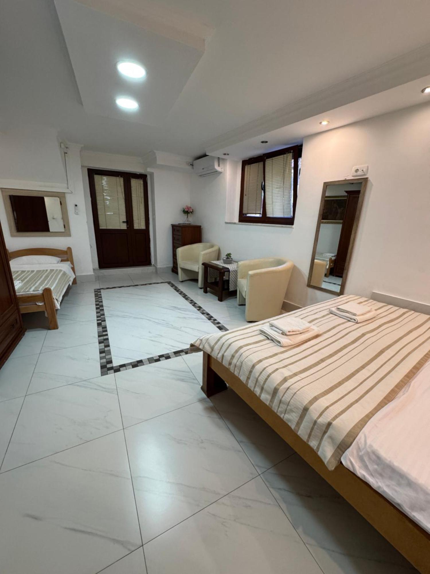 Vita Mundo Hotel 科托尔 外观 照片